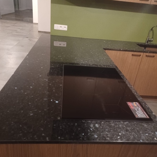 585E2E58 4BE7 4B27 A894 FD037C41DE8A 1 105 C